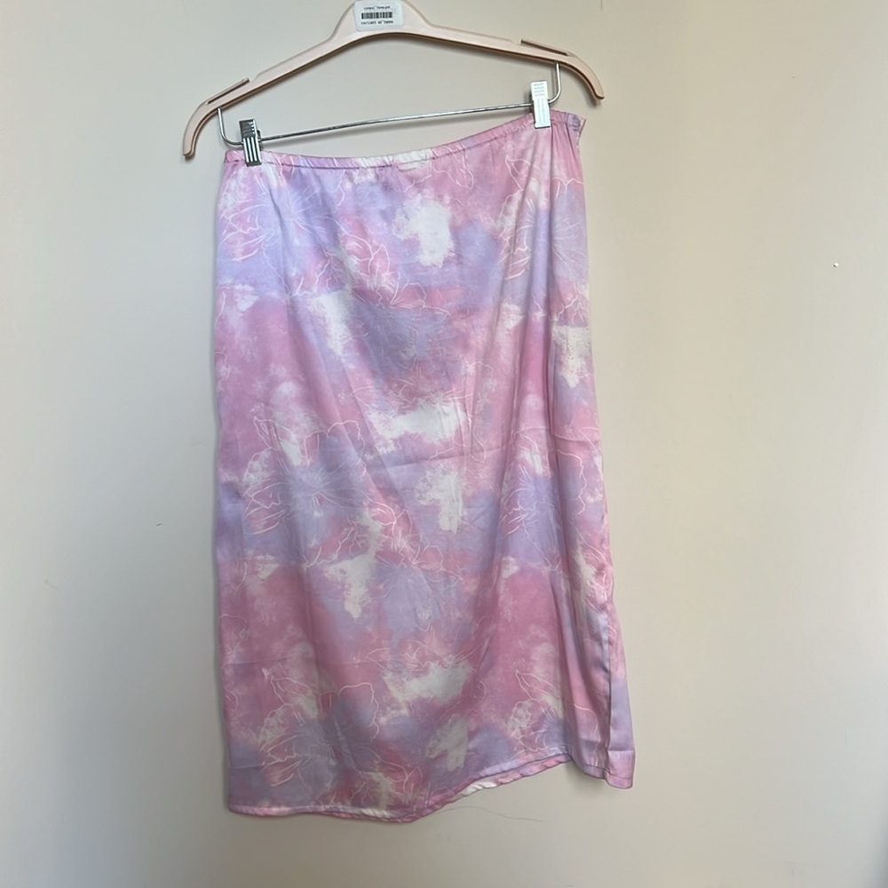 Women’s Roxy Skirt - Picture 2 of 2